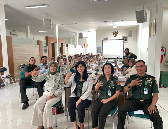 Pelaksanaan Kegiatan In House Training Bekerjasama Dengan Bank Mandiri KC Surakarta.